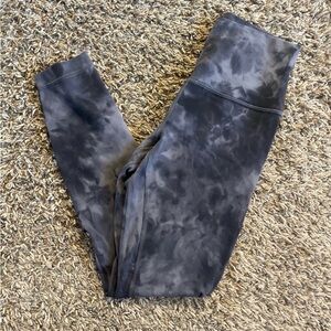 Lululemon Athletica Gray Tie-Dye Leggings size 4 length 25